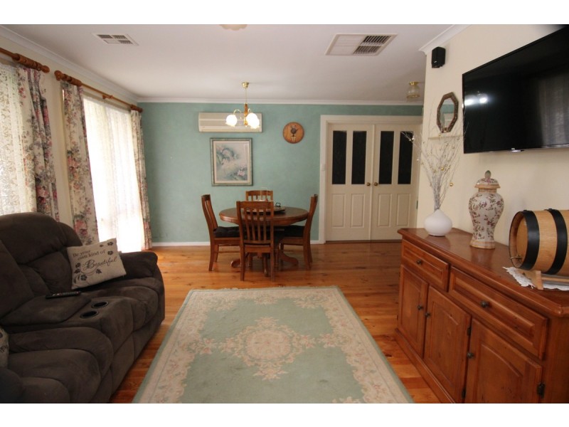 12 Lyle Sreet, Happy Valley SA 5159