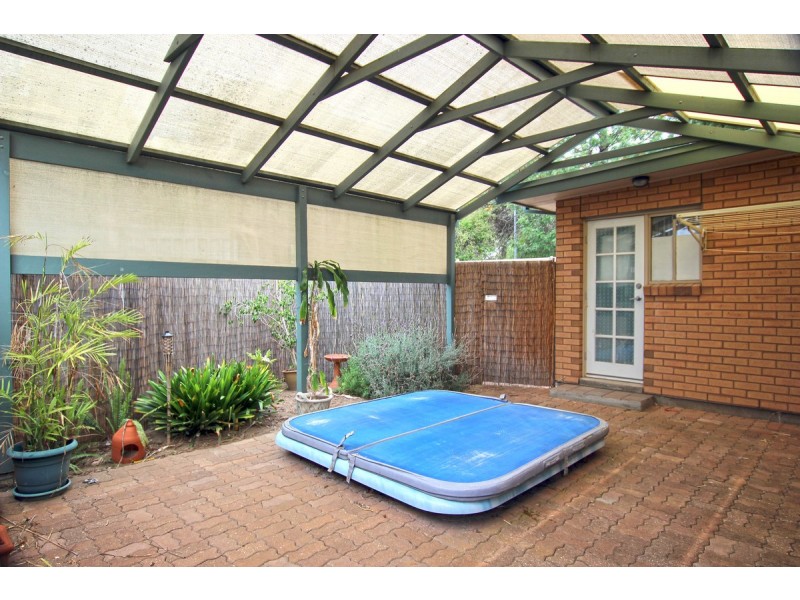 12 Lyle Sreet, Happy Valley SA 5159