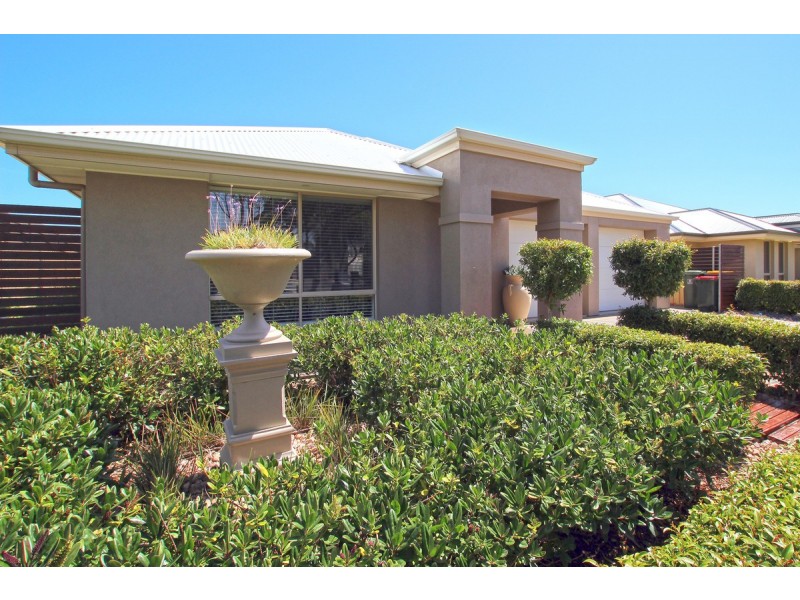 19 Sunday Boulevard, Aldinga Beach SA 5173