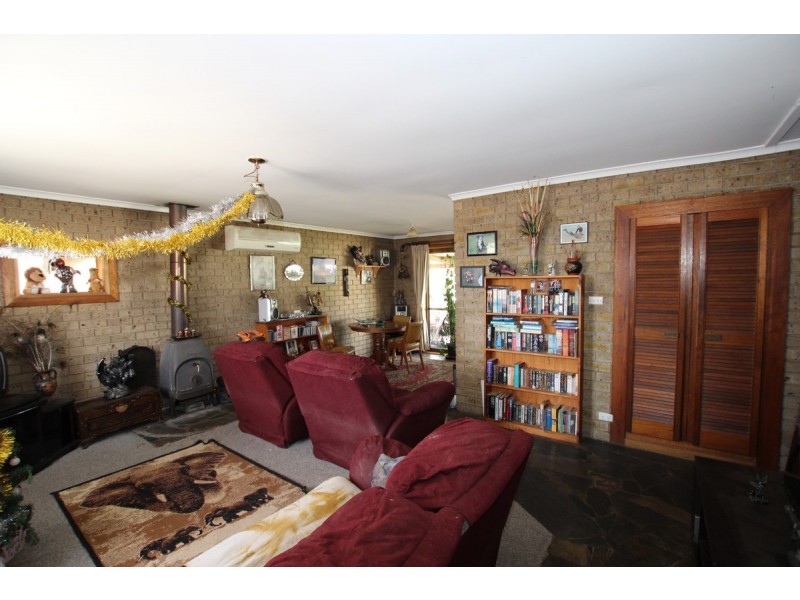 22 Quinliven Road, Aldinga Beach SA 5173