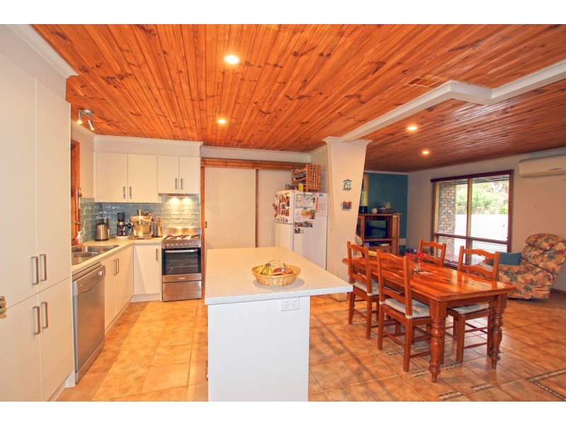 11 Walsh Street, Aldinga Beach SA 5173