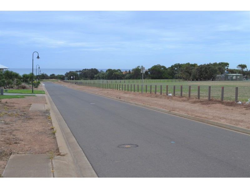 28 Maritime Avenue, Sellicks Beach SA 5174