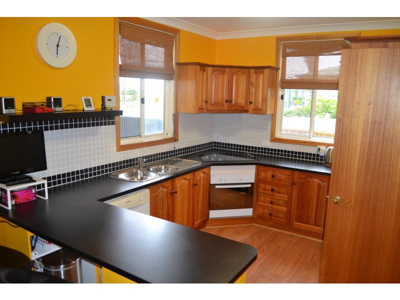 10 Sellicks Beach Road, Sellicks Beach SA 5174