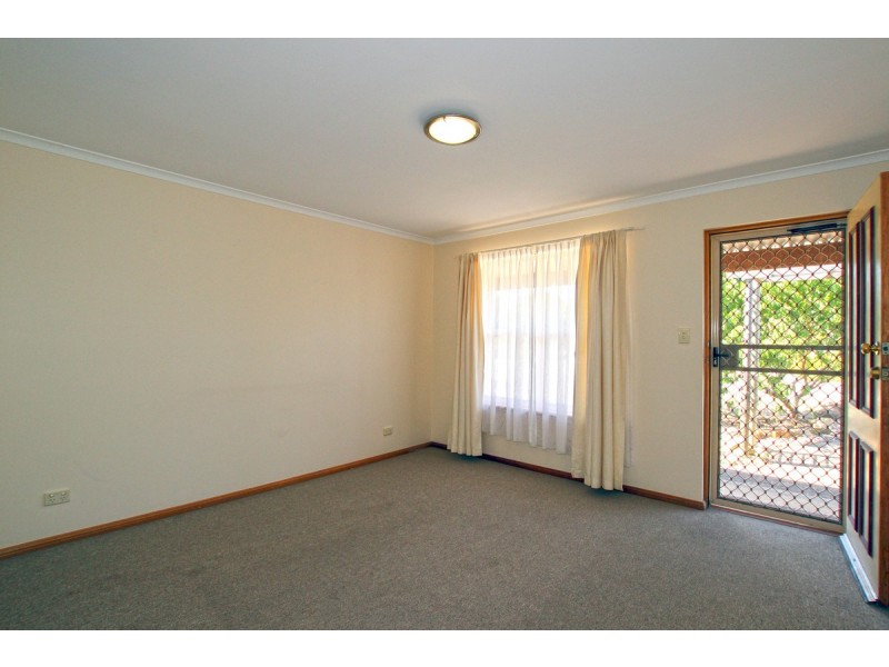 1/2 Pointon Street, Aldinga Beach SA 5173