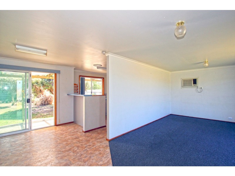 106 Rowley Road, Aldinga Beach SA 5173