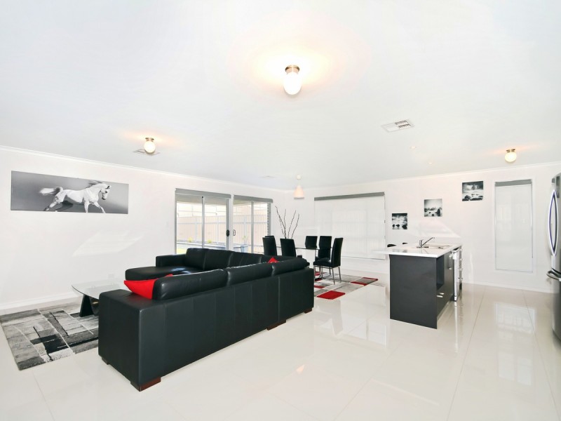 37 Beachport Road, Seaford Rise SA 5169