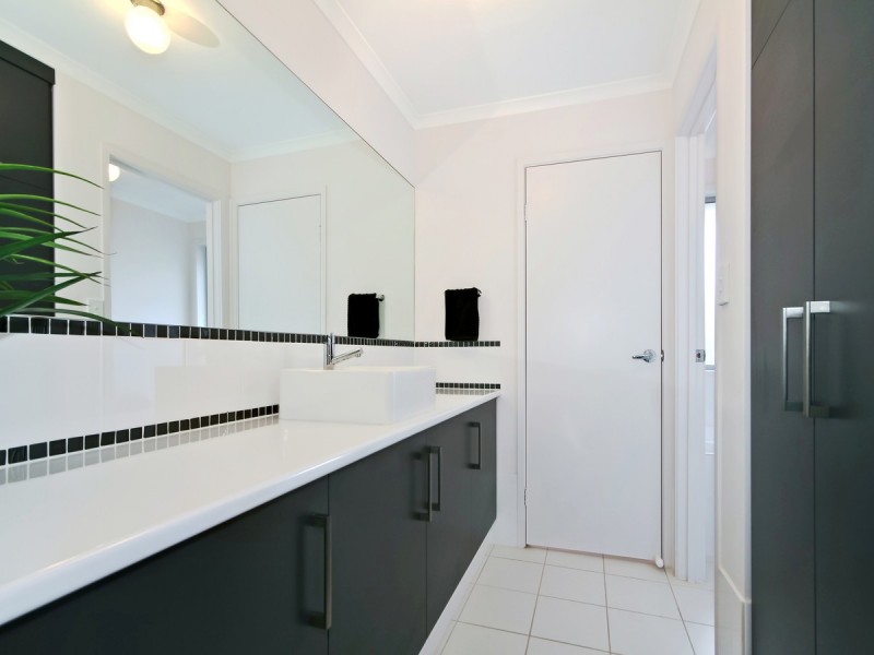 37 Beachport Road, Seaford Rise SA 5169