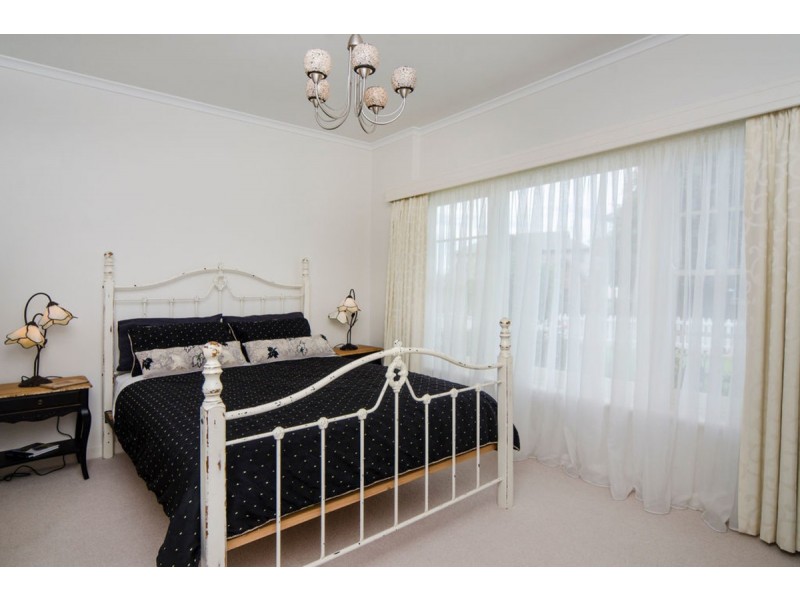 15 Honeyman Grove, Mccracken SA 5211