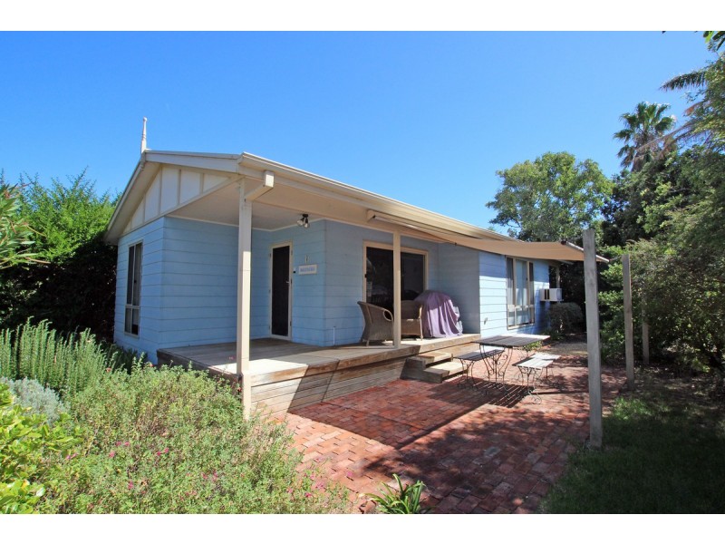 4 Marlin Road, Port Willunga SA 5173