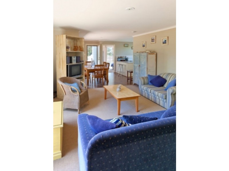 4 Marlin Road, Port Willunga SA 5173