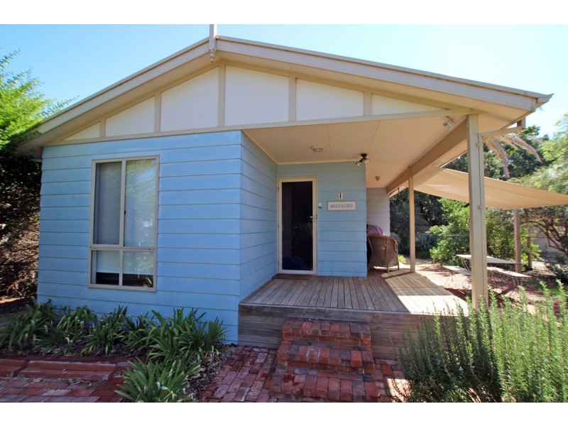 4 Marlin Road, Port Willunga SA 5173