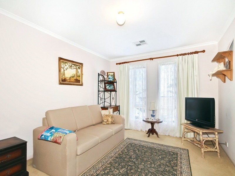 9 Hamilton Road, Aldinga Beach SA 5173