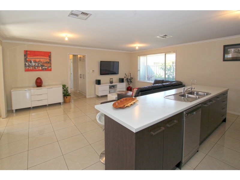 3 Seagreen Way, Aldinga Beach SA 5173