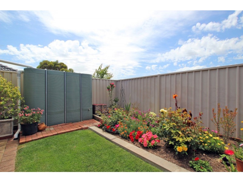 8 Urchin Crescent, Aldinga Beach SA 5173