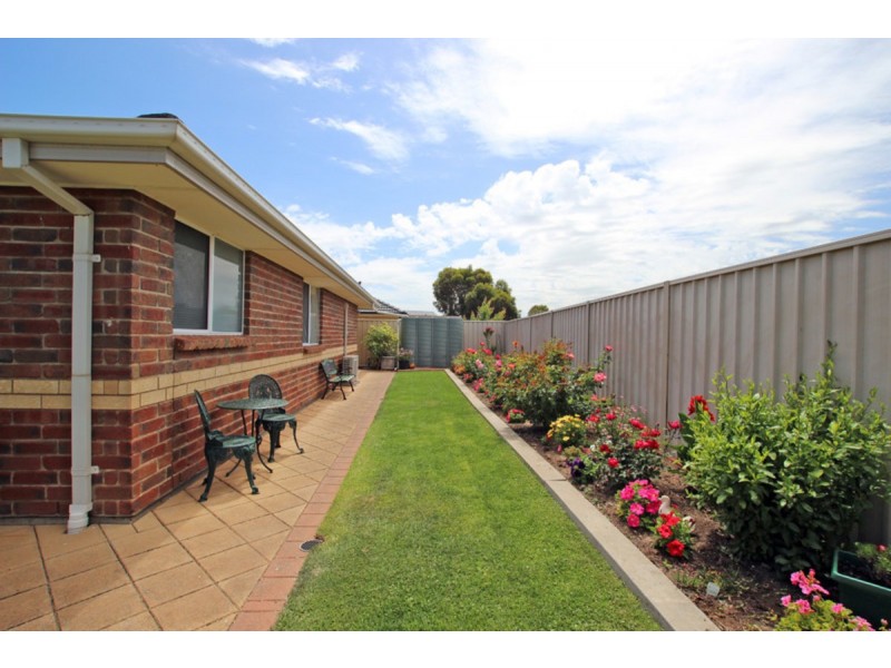8 Urchin Crescent, Aldinga Beach SA 5173