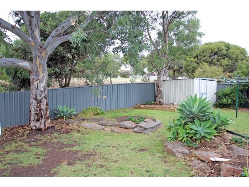 5 Watcombe Street, Moana SA 5169