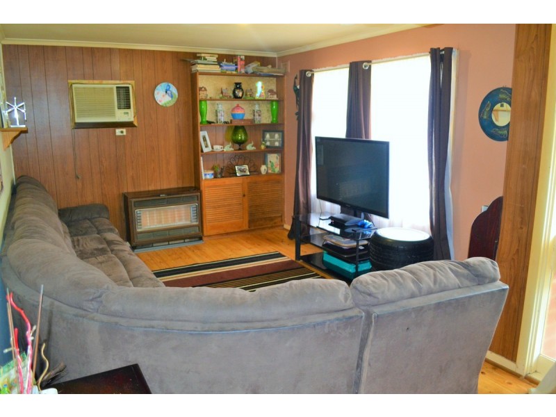 25 Marcian Street, Christie Downs SA 5164