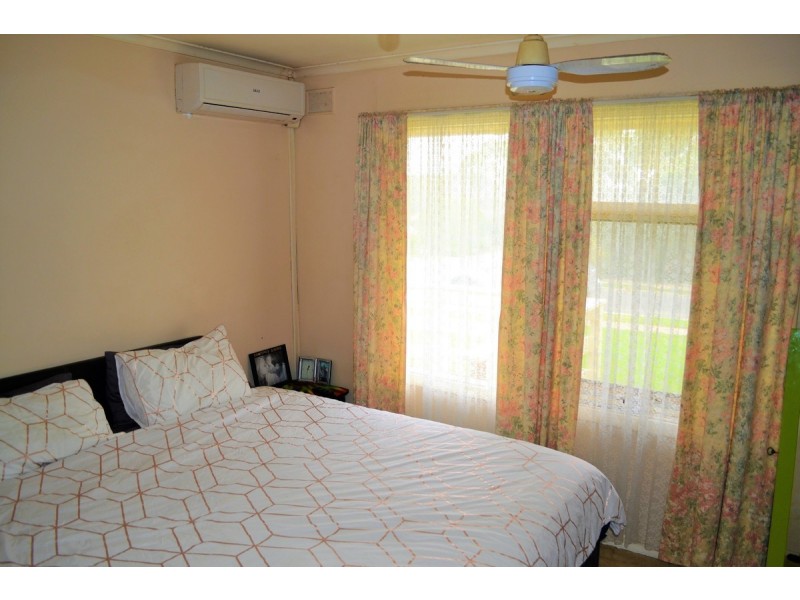 25 Marcian Street, Christie Downs SA 5164