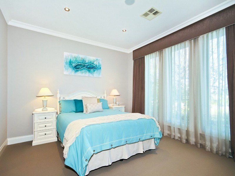 2 Wild Orchid Avenue, Aldinga Beach SA 5173