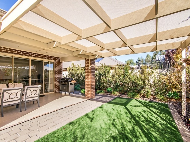 2 Wild Orchid Avenue, Aldinga Beach SA 5173