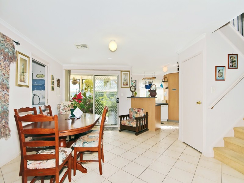 9 Hamilton Road, Aldinga Beach SA 5173