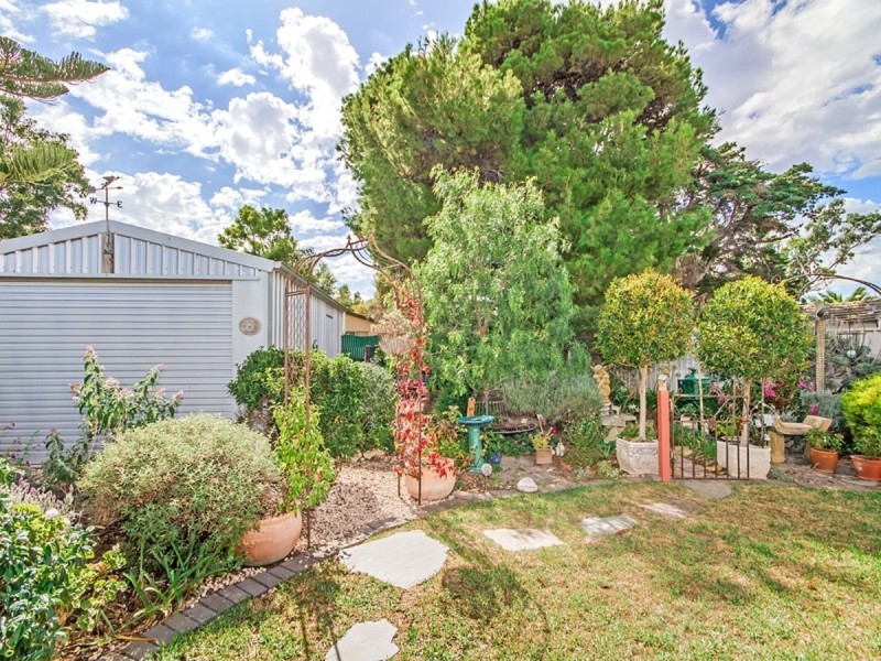 9 Hamilton Road, Aldinga Beach SA 5173