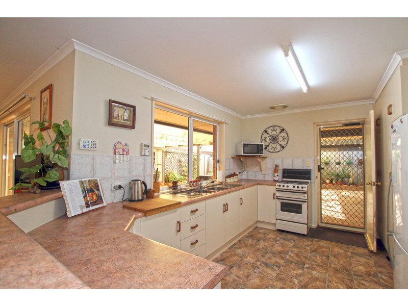 31 Pridham Boulevard, Aldinga Beach SA 5173