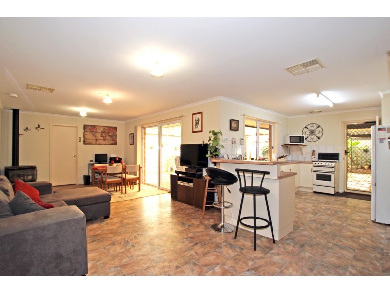 31 Pridham Boulevard, Aldinga Beach SA 5173