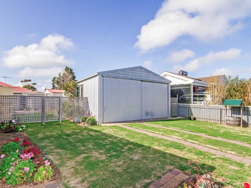 15 Croser Avenue, Aldinga Beach SA 5173