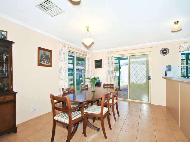 15 Croser Avenue, Aldinga Beach SA 5173