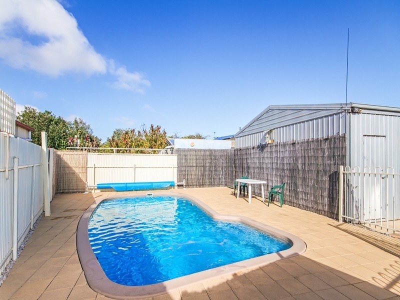 15 Croser Avenue, Aldinga Beach SA 5173