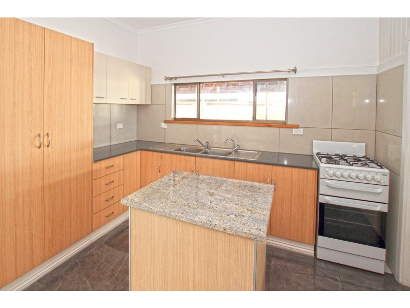 36 Whinnerah Avenue, Aldinga Beach SA 5173