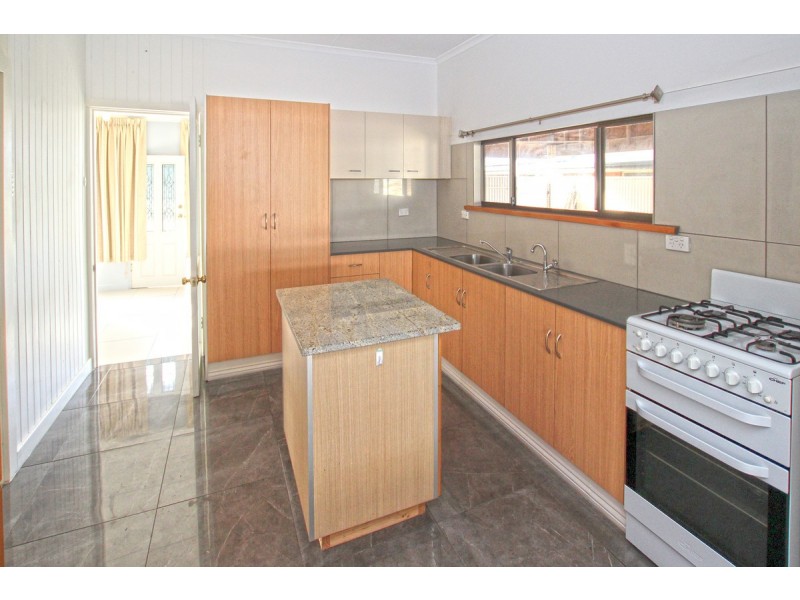 36 Whinnerah Avenue, Aldinga Beach SA 5173