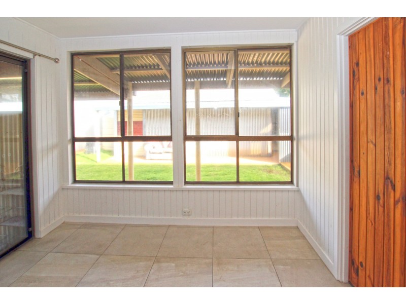 36 Whinnerah Avenue, Aldinga Beach SA 5173