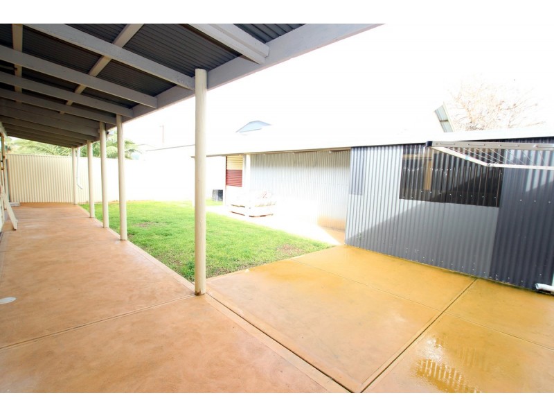 36 Whinnerah Avenue, Aldinga Beach SA 5173