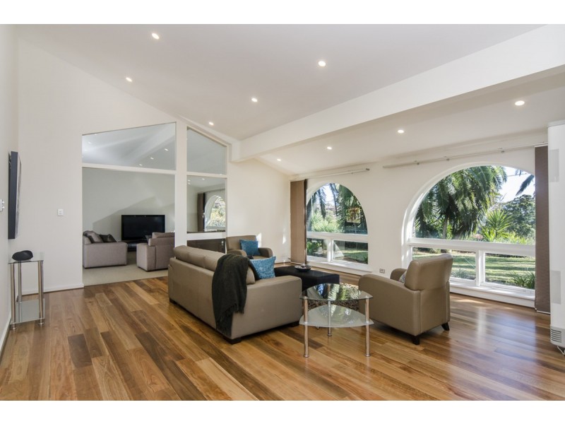 11 Camelot Crescent, Seacombe Heights SA 5047