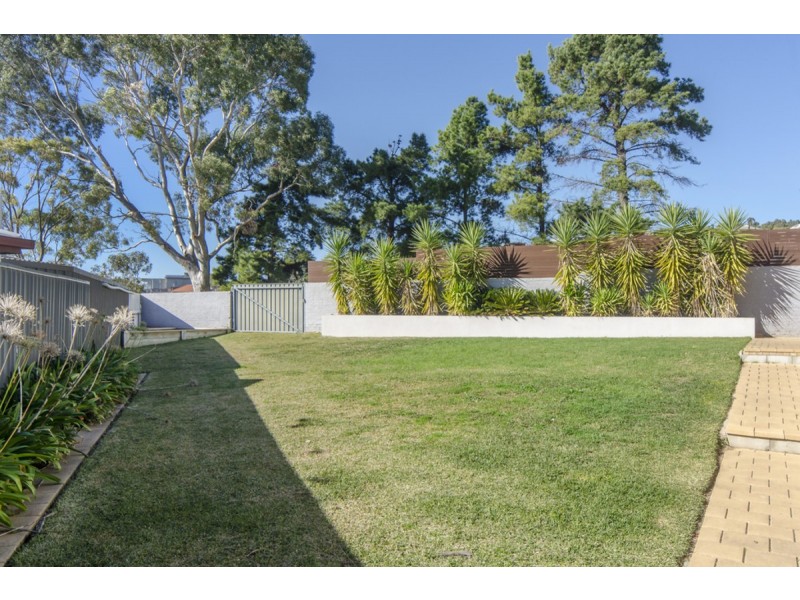 11 Camelot Crescent, Seacombe Heights SA 5047