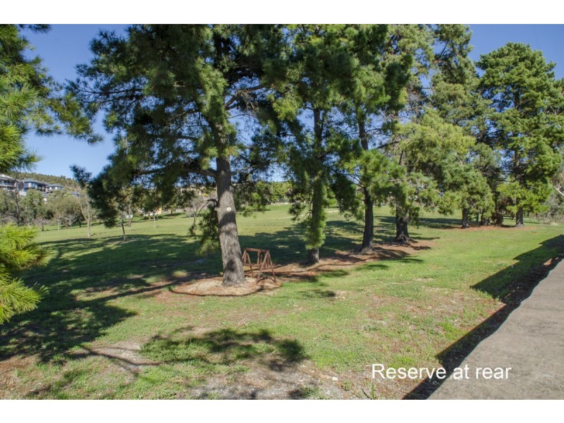 11 Camelot Crescent, Seacombe Heights SA 5047