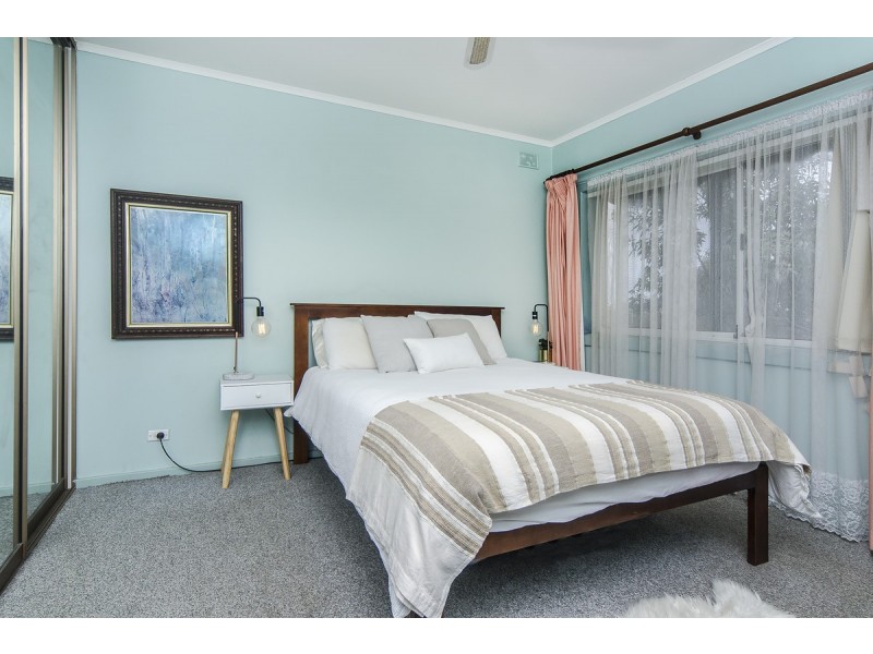 4 Yangara Road, O’sullivan Beach SA 5166
