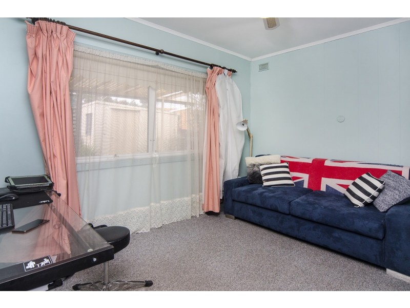 4 Yangara Road, O’sullivan Beach SA 5166