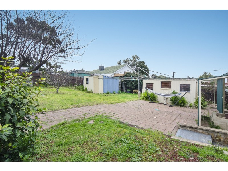 4 Yangara Road, O’sullivan Beach SA 5166