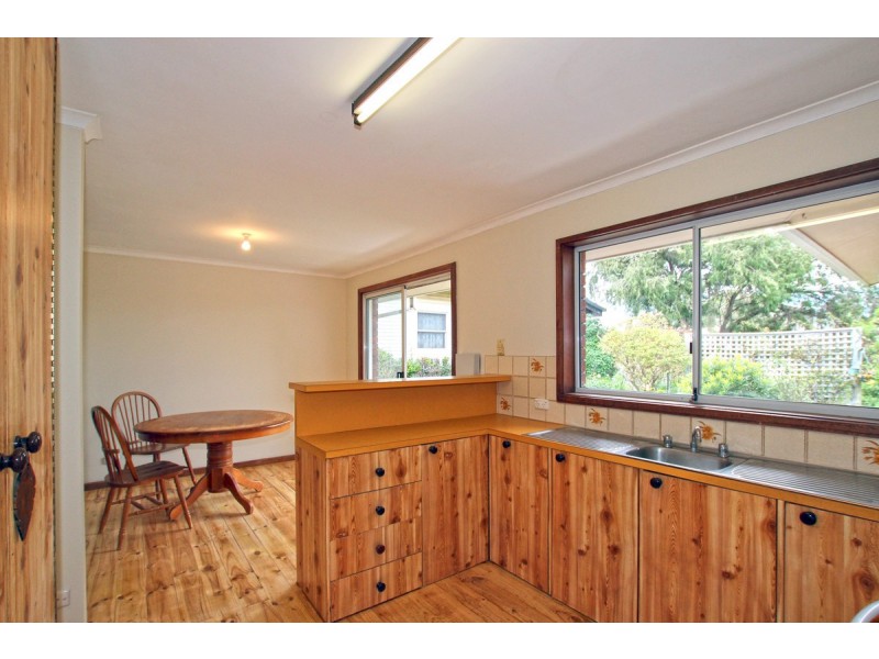 19 Loader Crescent, Port Willunga SA 5173