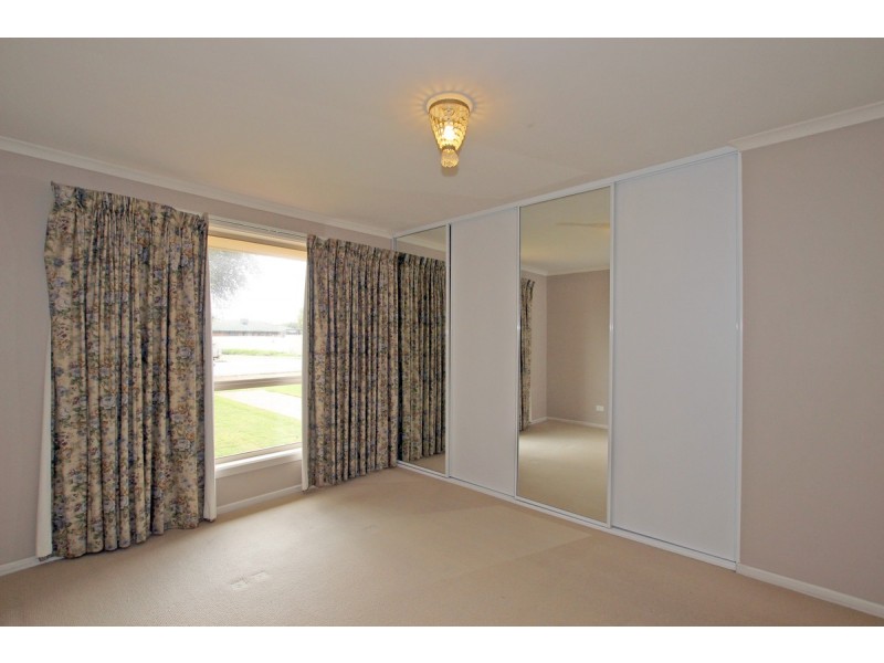 52 Hamilton Road, Aldinga Beach SA 5173