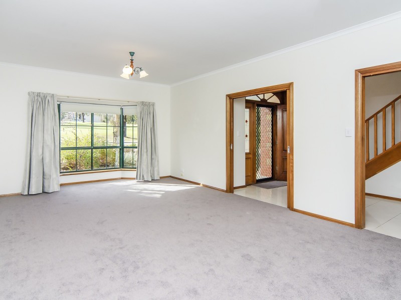 9 Harbour Drive, Seaford Rise SA 5169