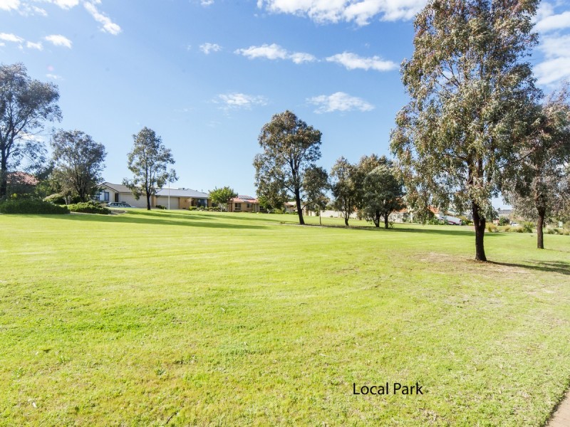 9 Harbour Drive, Seaford Rise SA 5169
