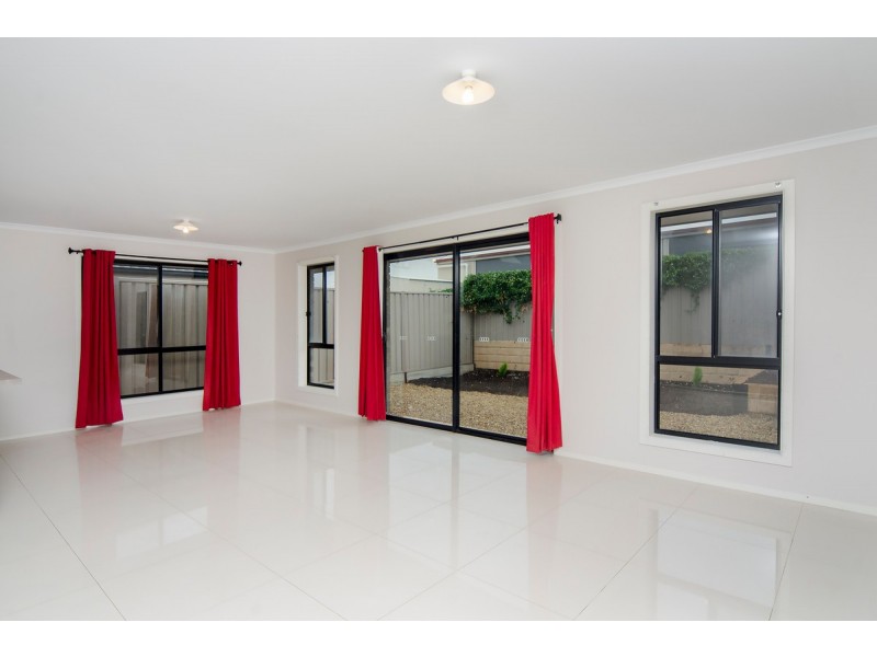 72 Serafino Drive, Noarlunga Downs SA 5168