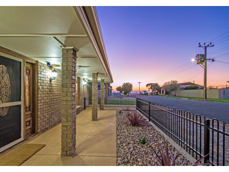 18 Aldam Avenue, Aldinga Beach SA 5173