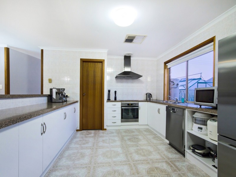 18 Aldam Avenue, Aldinga Beach SA 5173