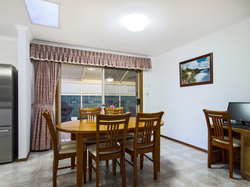 18 Aldam Avenue, Aldinga Beach SA 5173