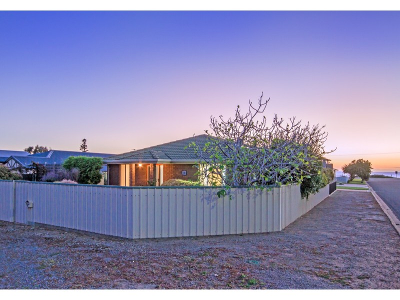 18 Aldam Avenue, Aldinga Beach SA 5173